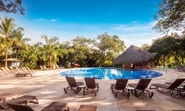 occidental-papagayo-pool-your-all-Inclusive-beachfront-costa-rica-wide.jpg